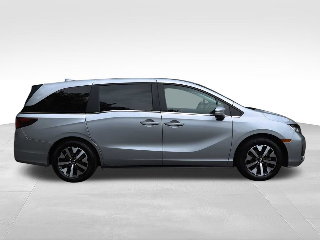 Used 2025 Honda Odyssey EX-L image 4