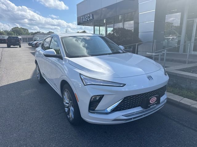 New 2025 Buick Envista Avenir image 1