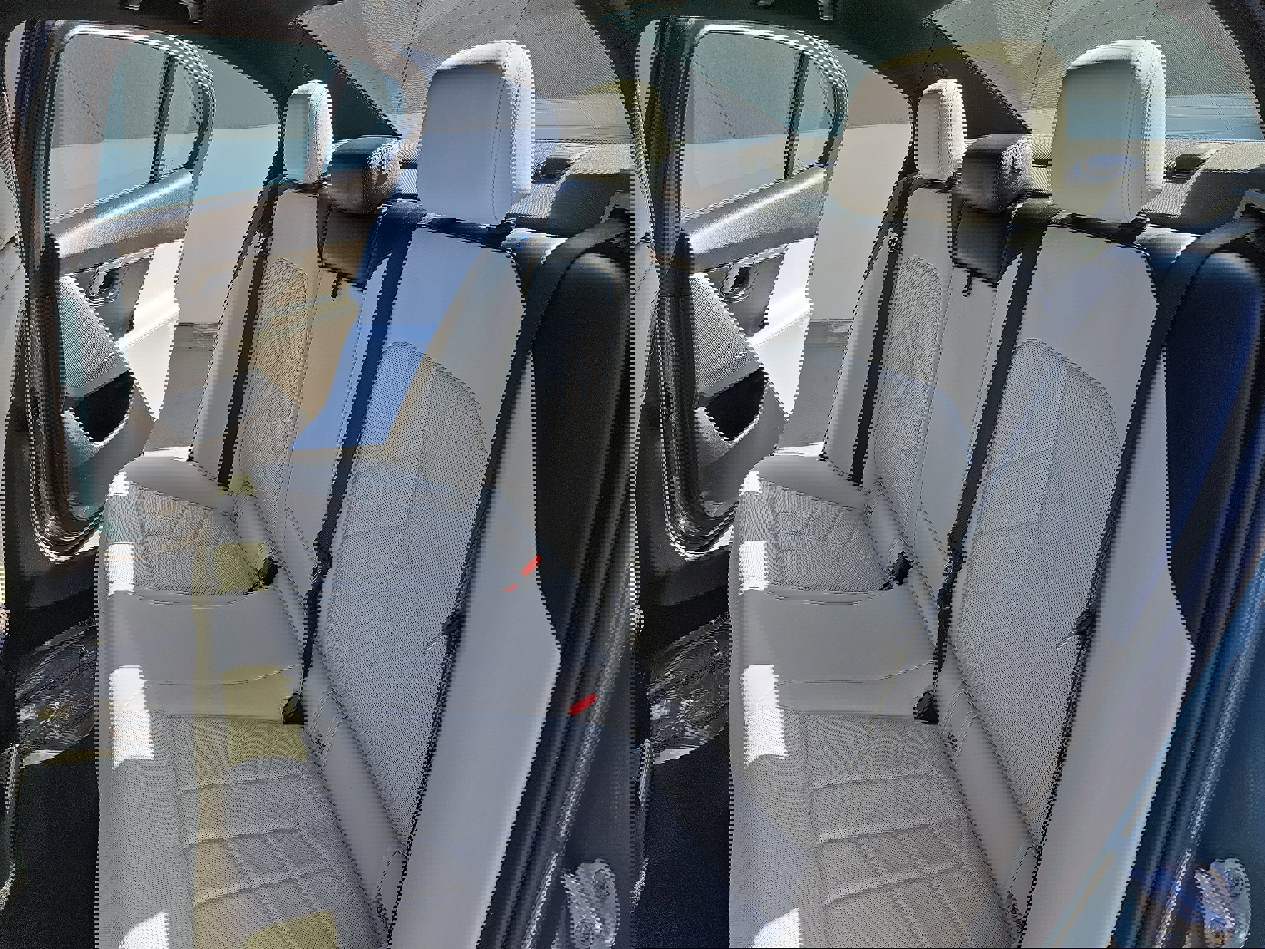 Used 2025 BMW i5 eDrive40i image 14