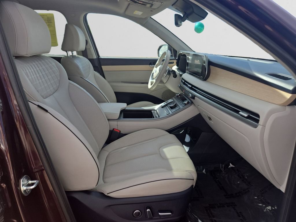 Used 2024 Hyundai Palisade Limited image 15