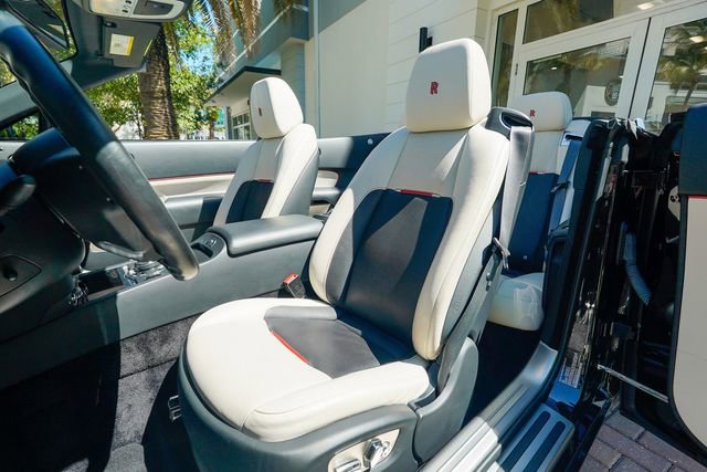 Used 2018 Rolls-Royce Dawn image 50