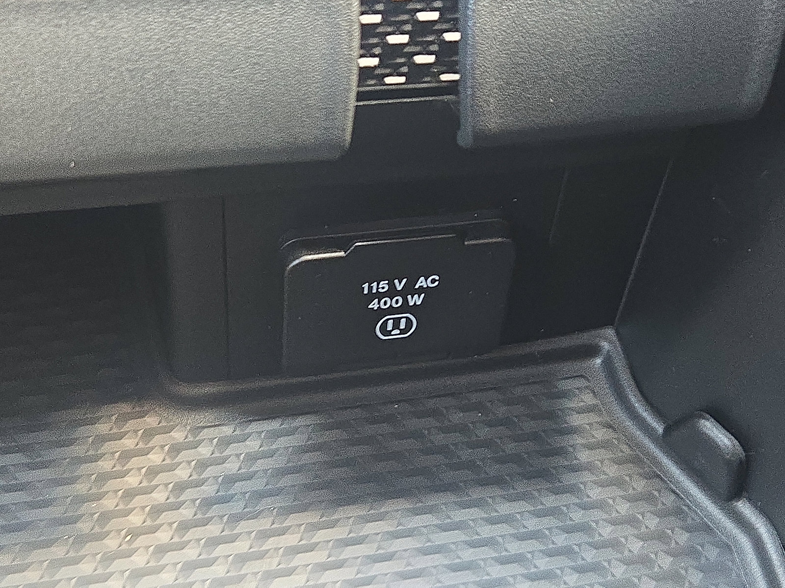 New 2025 RAM 1500 Laramie image 19