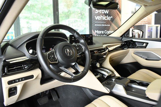 Used 2023 Acura MDX w/ Technology Package AWD/4WD image 27