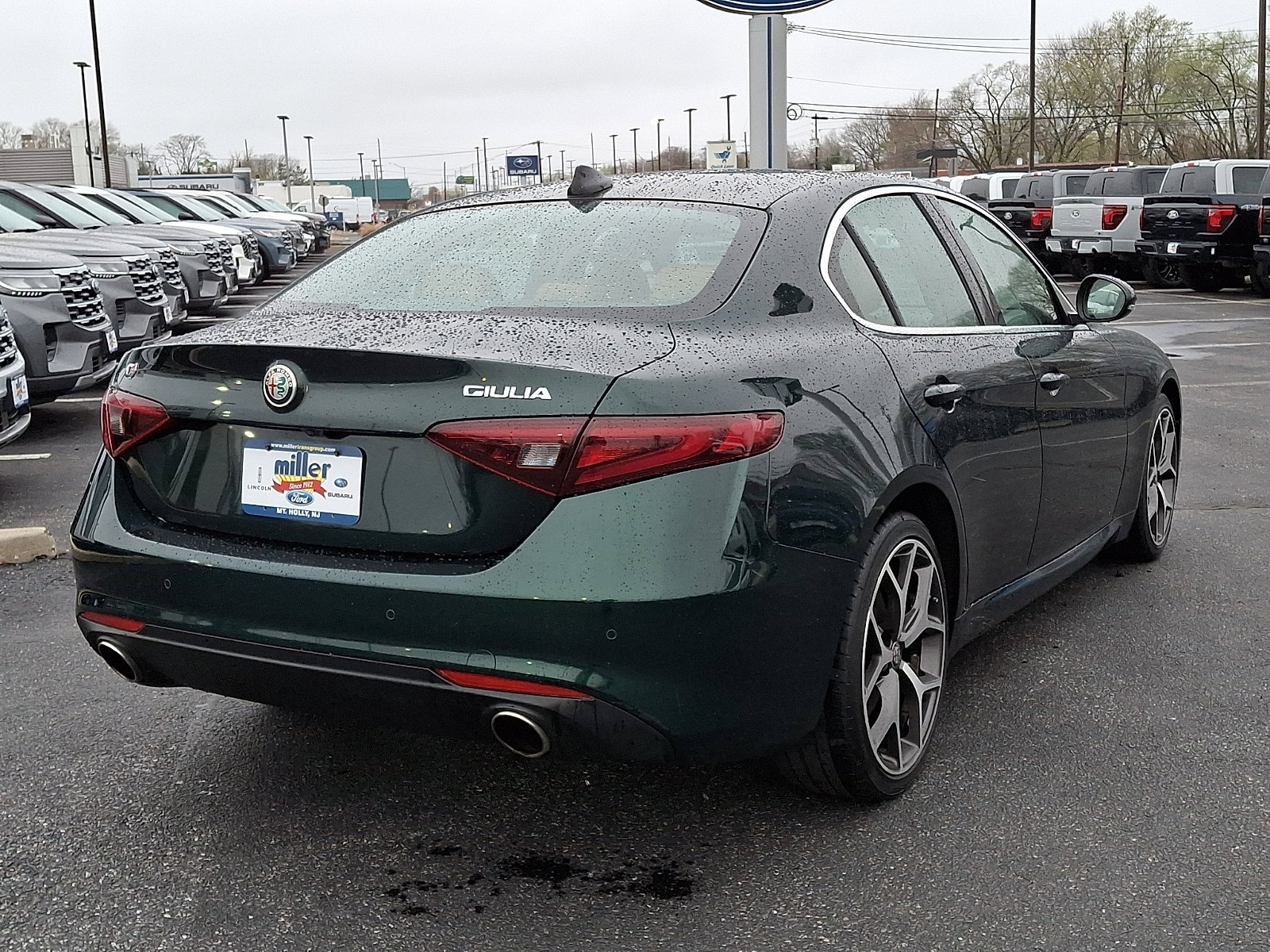 Used 2020 Alfa Romeo Giulia Ti w/ Active Blind Spot Package image 6