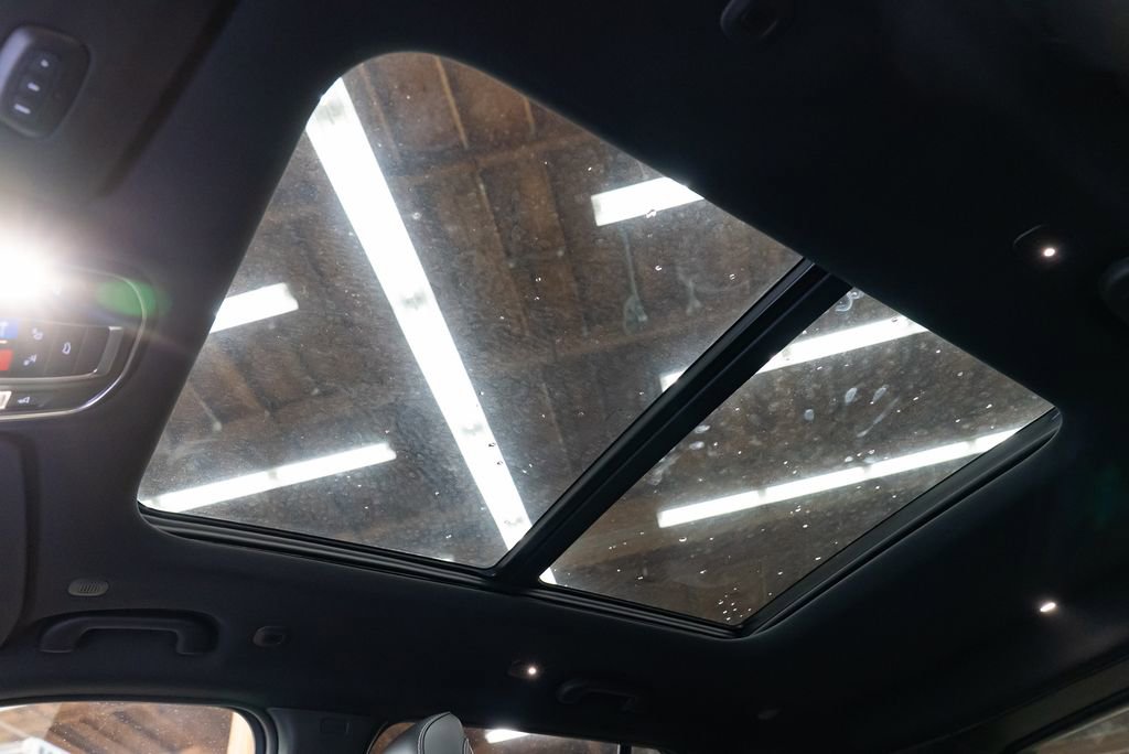 New 2025 Jeep Grand Cherokee Limited w/ Trailer Tow Package image 22