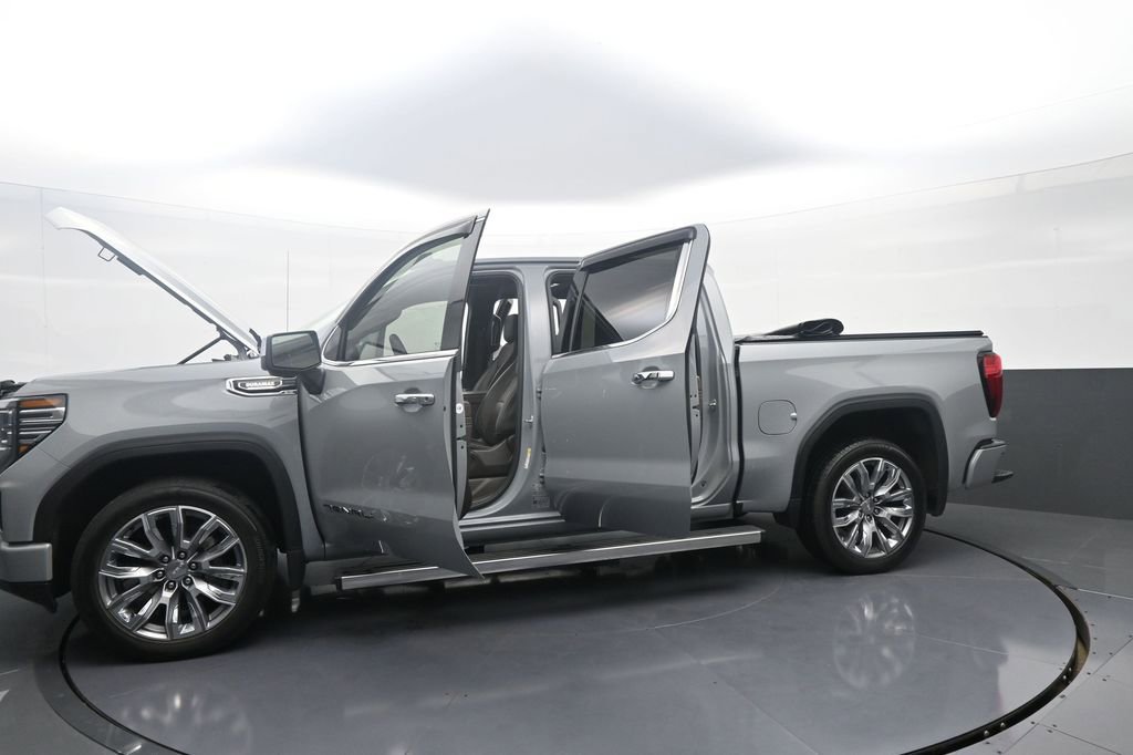 Used 2025 GMC Sierra 1500 Denali AWD/4WD image 40