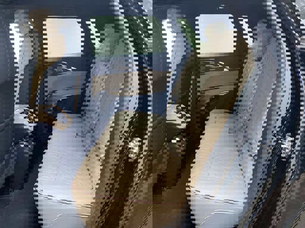 Certified 2024 Cadillac Lyriq Sport w/ Nappa Leather Package image 17