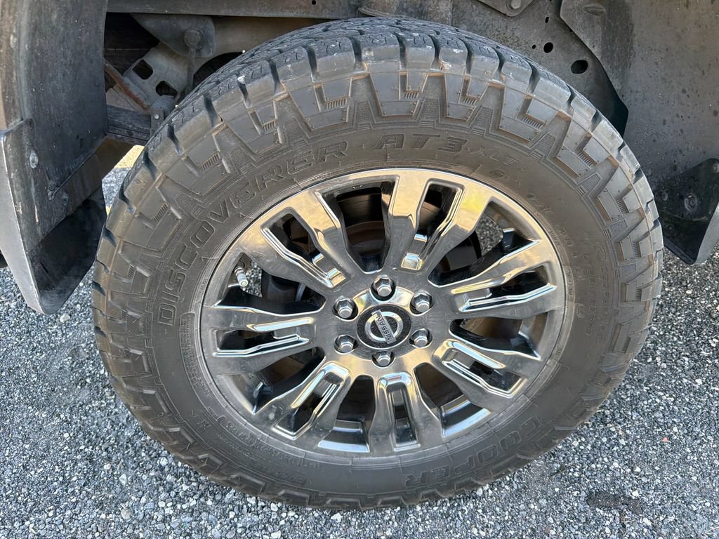 Used 2018 Nissan Titan Platinum Reserve w/ Platinum Utility Package AWD/4WD image 16