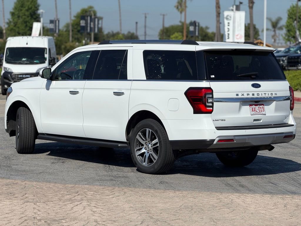 Used 2024 Ford Expedition Max Limited AWD/4WD image 3