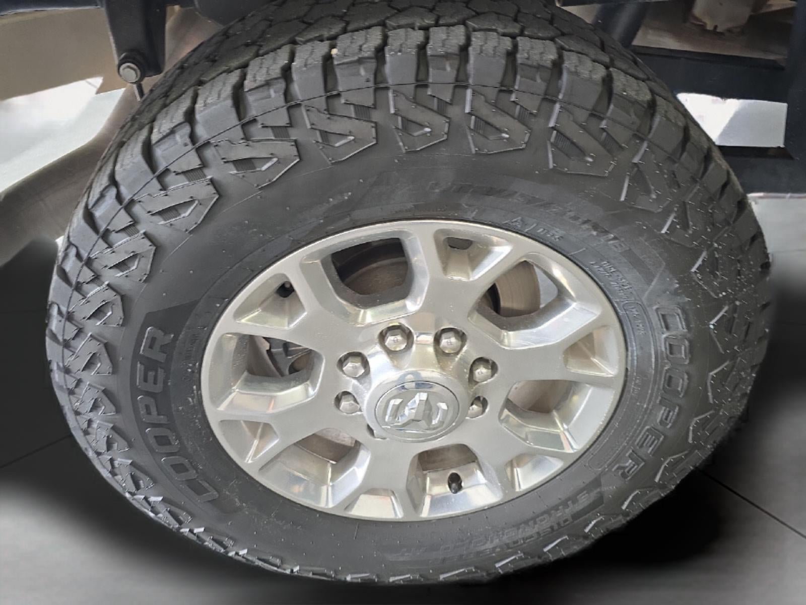 Used 2024 RAM 2500 Laramie w/ Safety Group AWD/4WD image 26