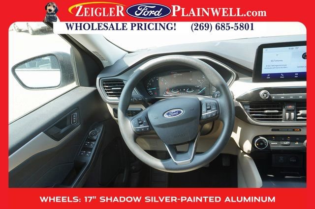 Used 2022 Ford Escape SE image 13