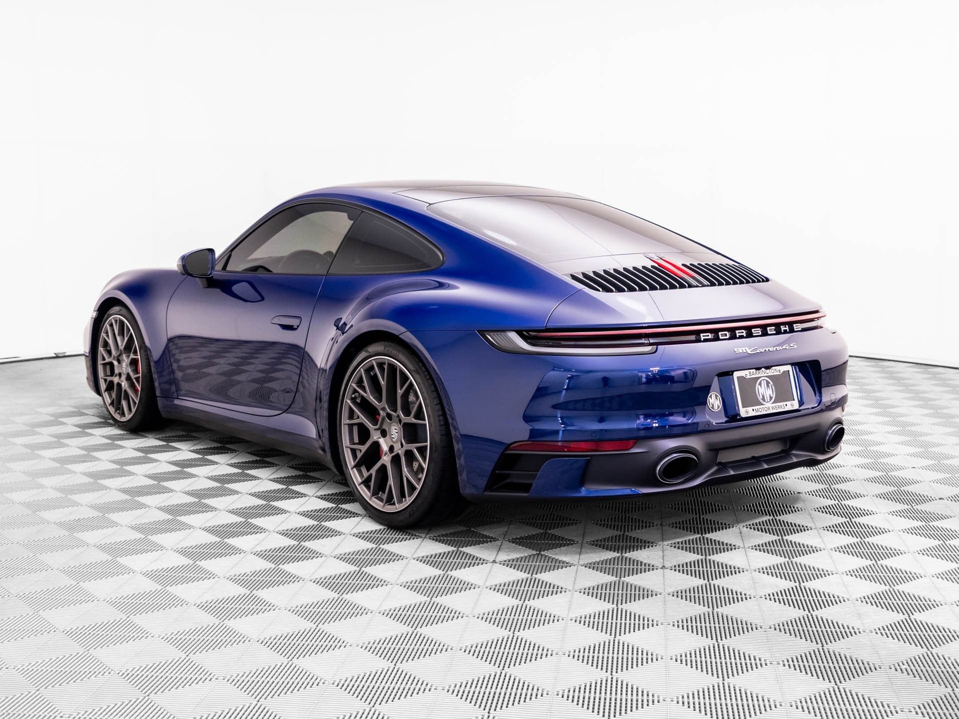 Used 2023 Porsche 911 Carrera 4S AWD/4WD image 3
