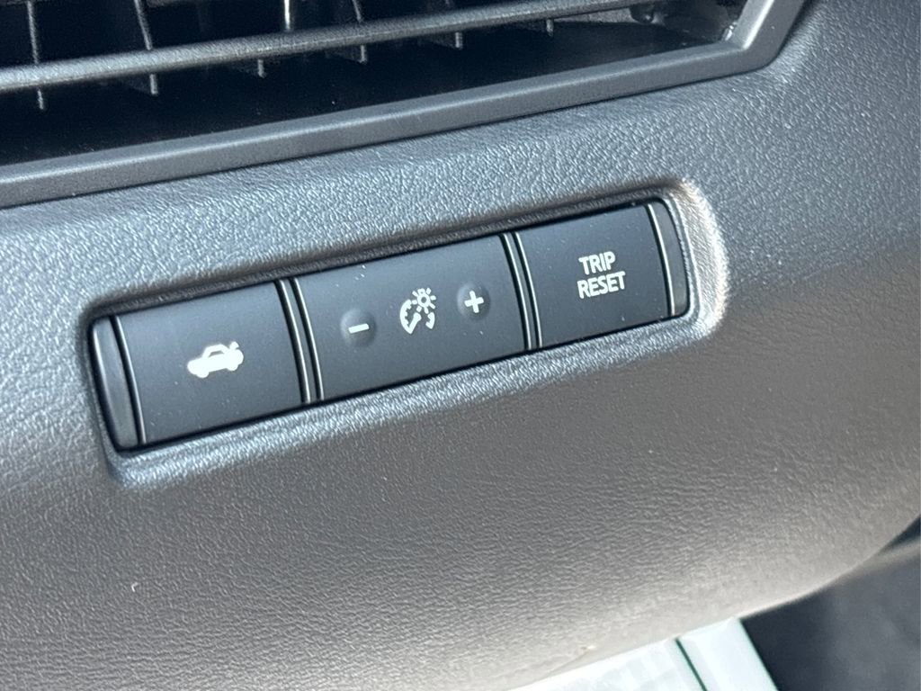 New 2025 Nissan Altima 2.5 SV w/ SV Special Edition Package image 33