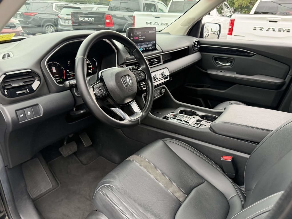 Used 2024 Honda Pilot EX-L image 17