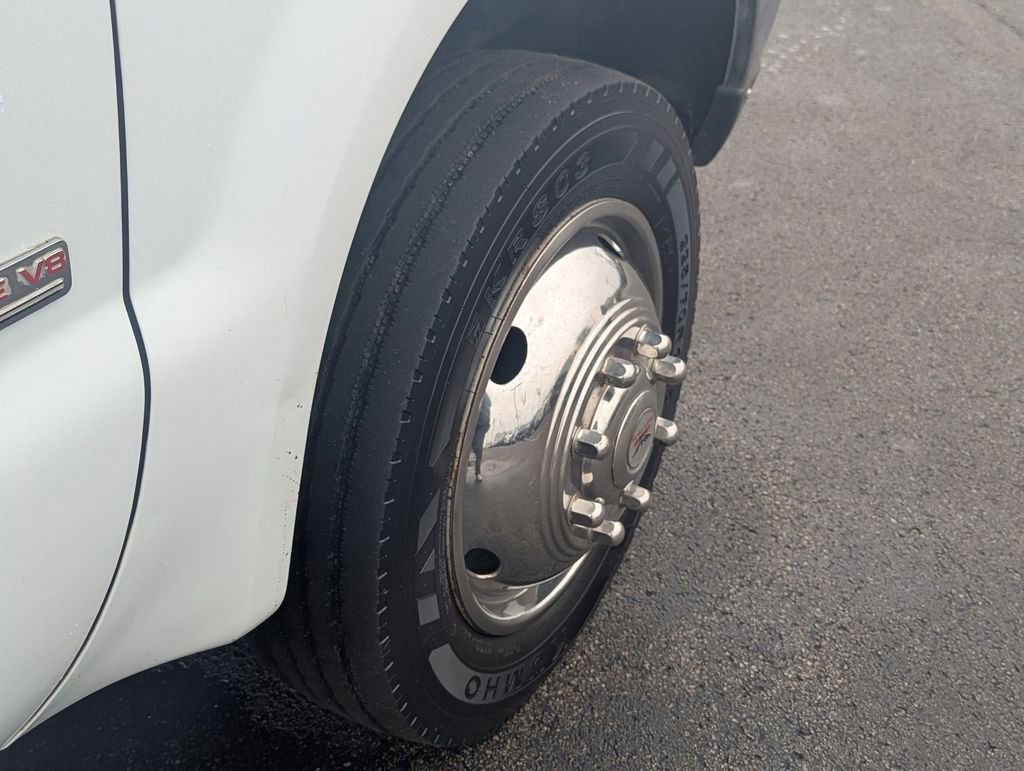 Used 2004 Ford F450 XL RWD image 21