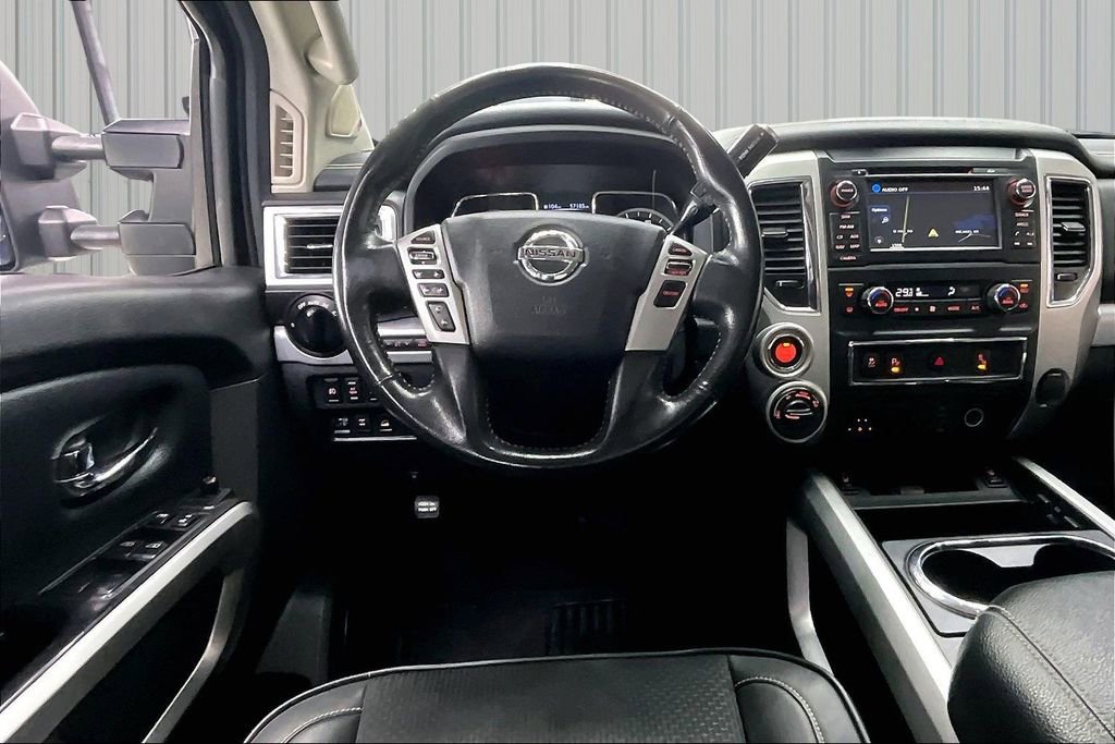 Used 2017 Nissan Titan PRO-4X image 9