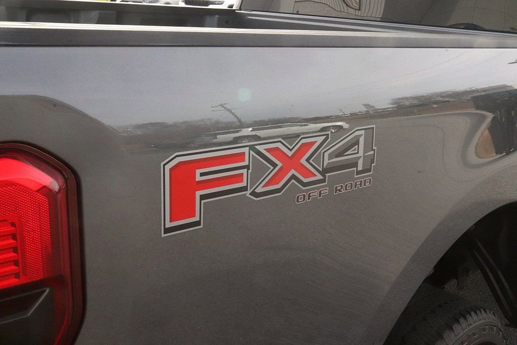 Used 2024 Ford F250 XL w/ STX Appearance Package image 8