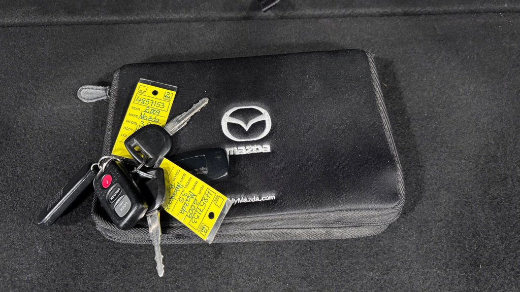 Used 2009 MAZDA MAZDA3 s Touring image 34