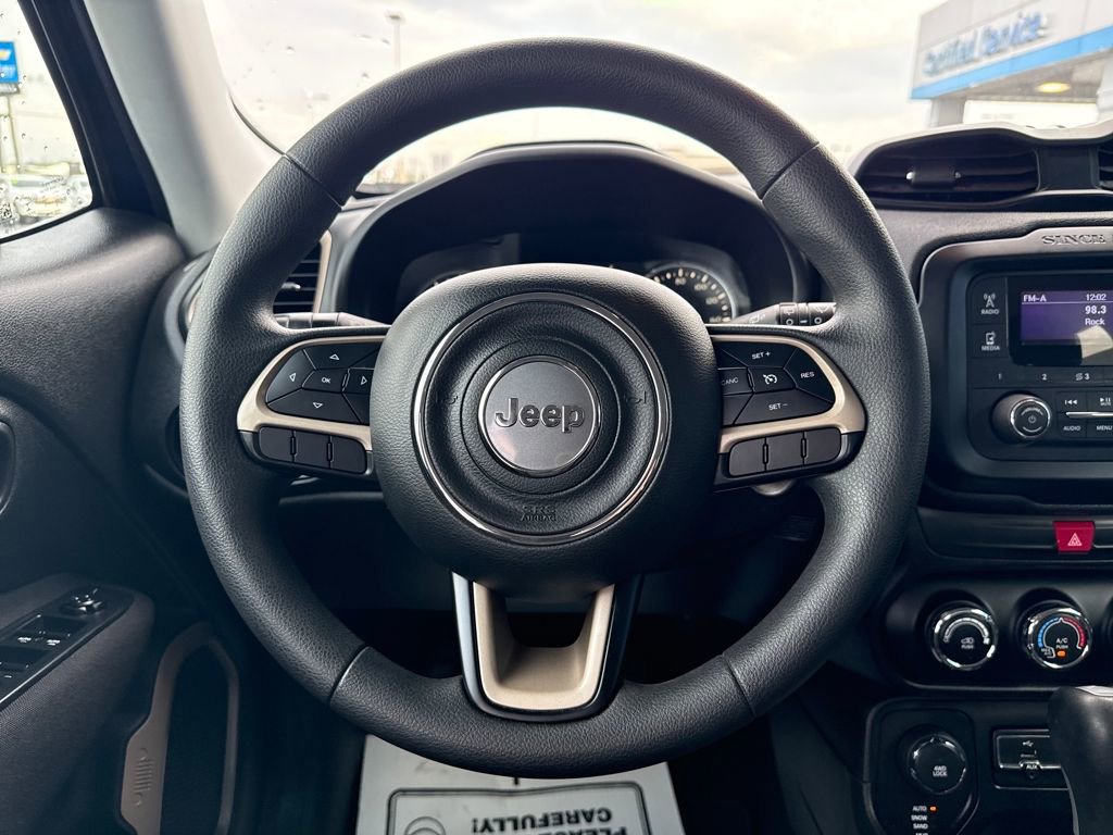 Used 2016 Jeep Renegade Sport w/ Power & Air Group image 18