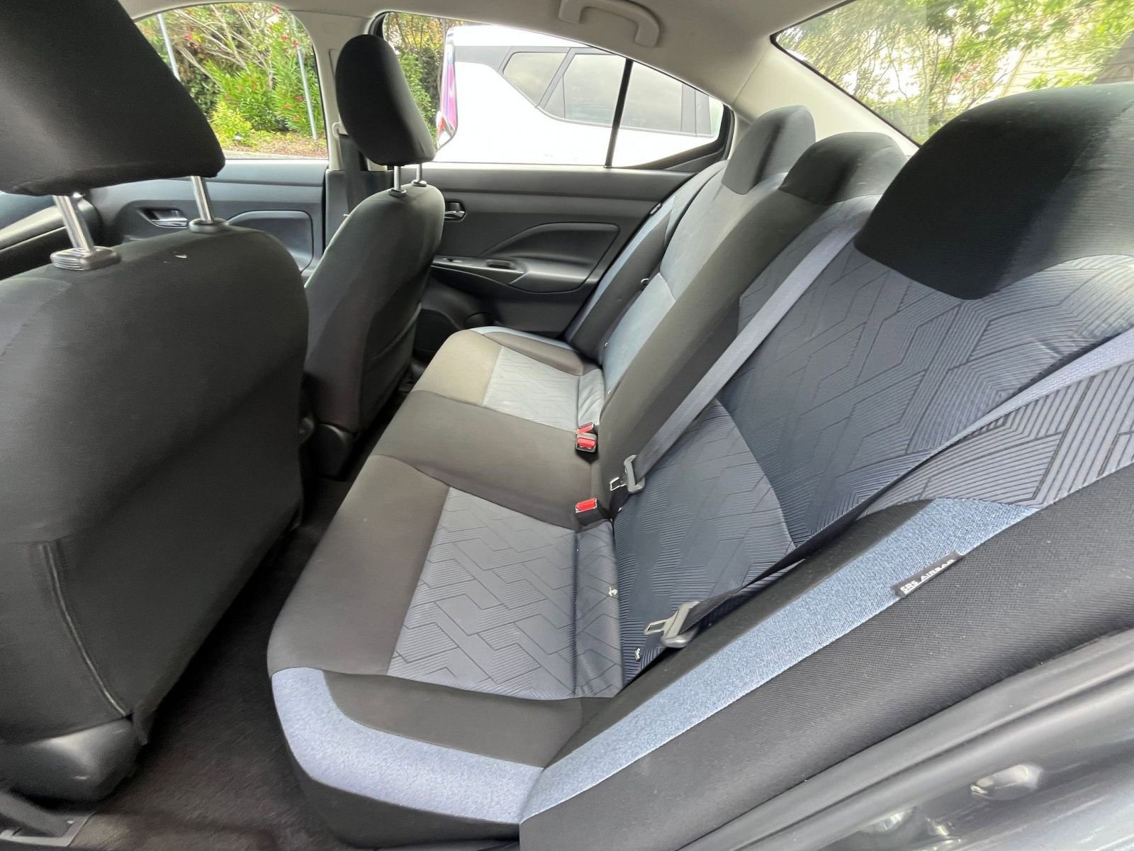 Used 2025 Nissan Versa SV FWD image 23