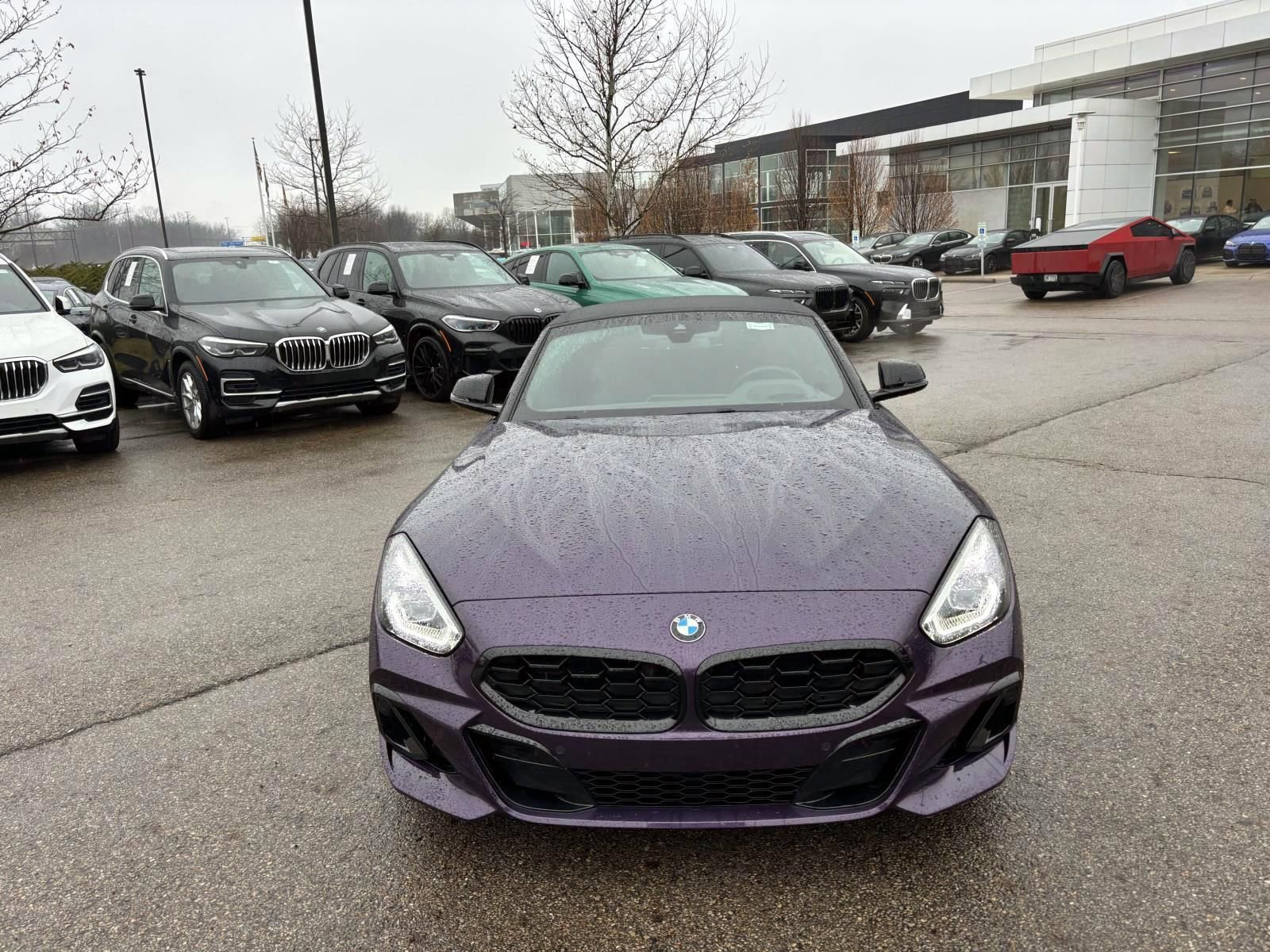 Used 2025 BMW Z4 M40i w/ Premium Package RWD image 2