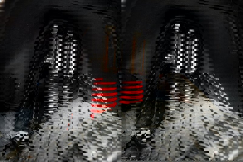 Used 2018 Mercedes-Benz G 550 Squared image 3