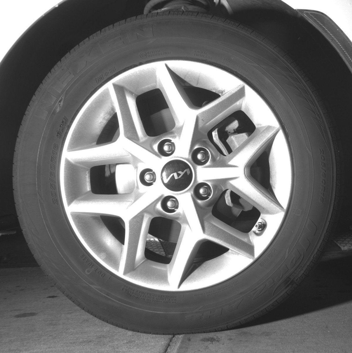 Used 2025 Kia Soul LX w/ LX Technology Package image 13