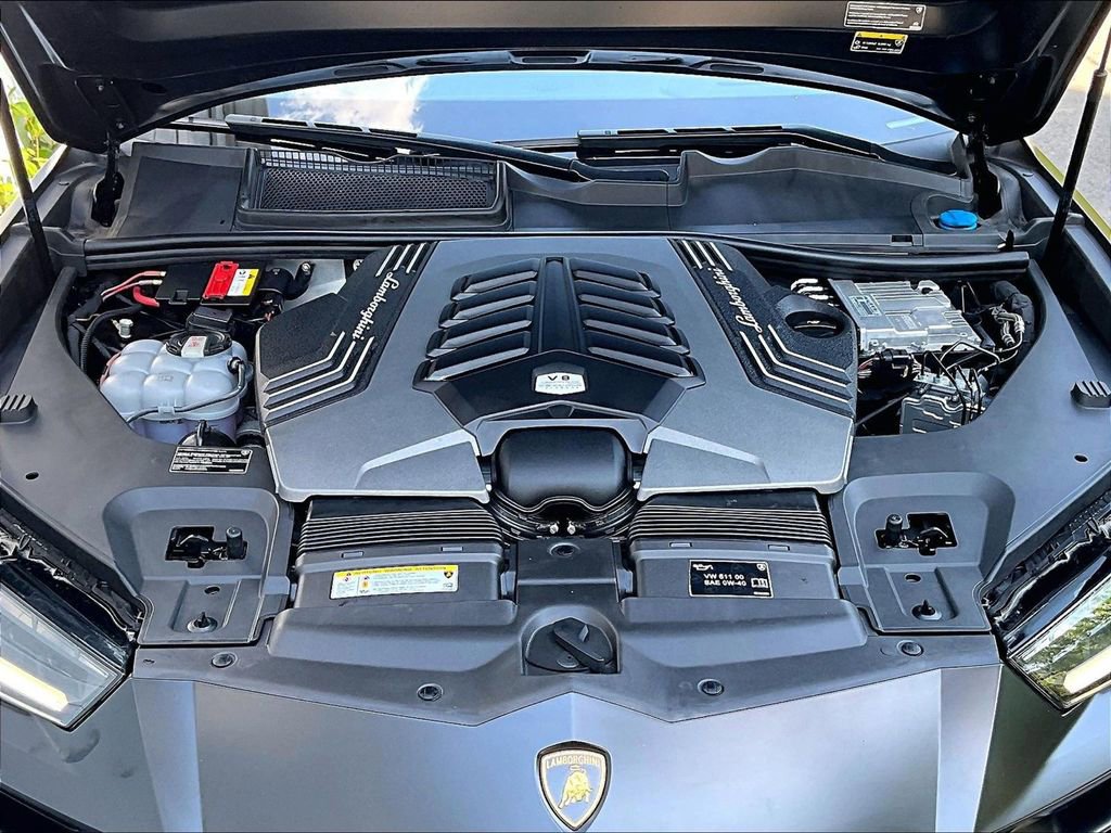 Used 2022 Lamborghini Urus AWD/4WD image 15