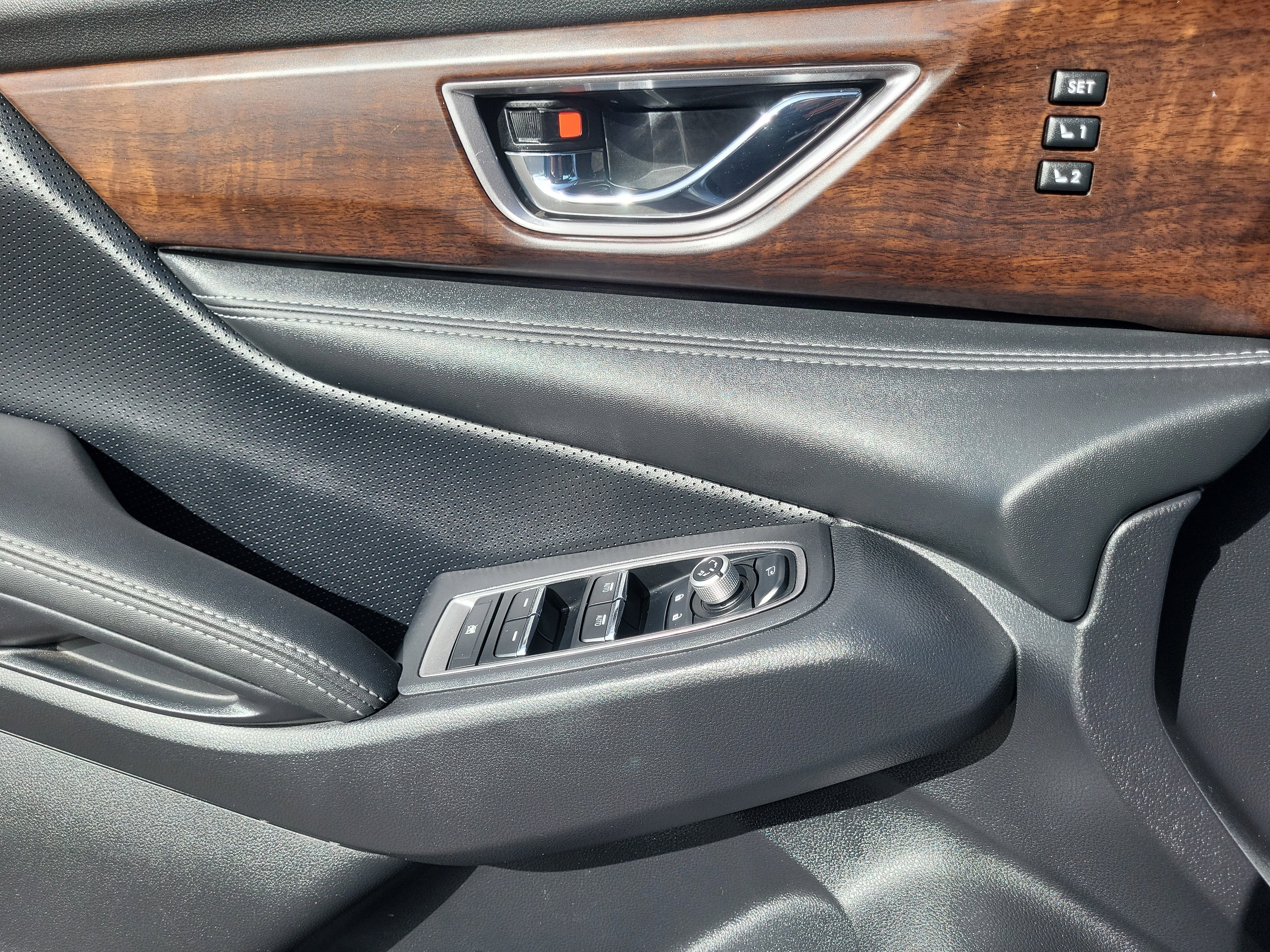 Used 2023 Subaru Ascent Touring image 21