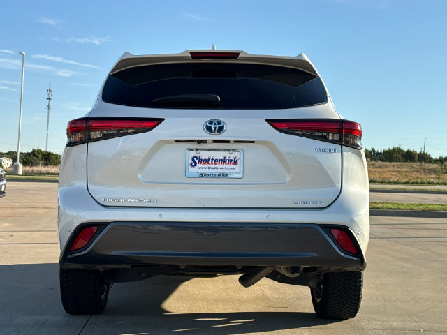 Used 2020 Toyota Highlander Limited FWD image 8