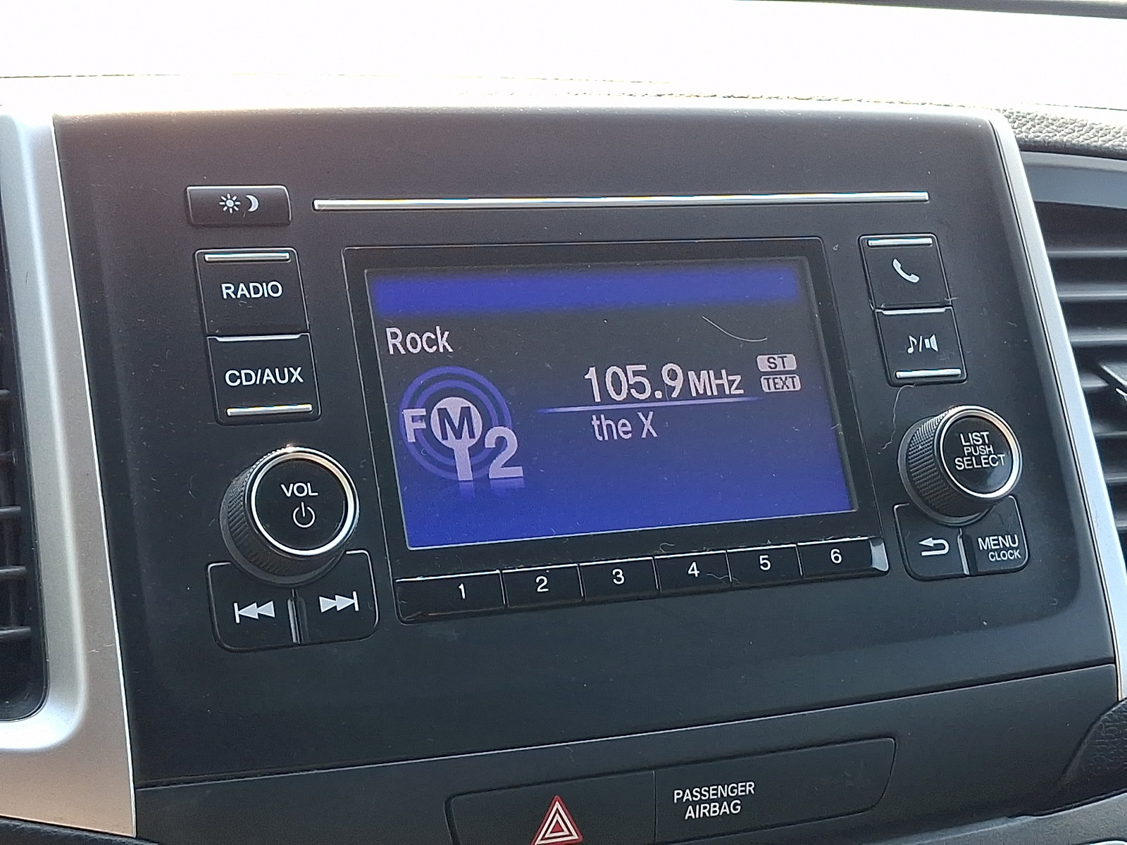 Used 2018 Honda Ridgeline Sport image 17