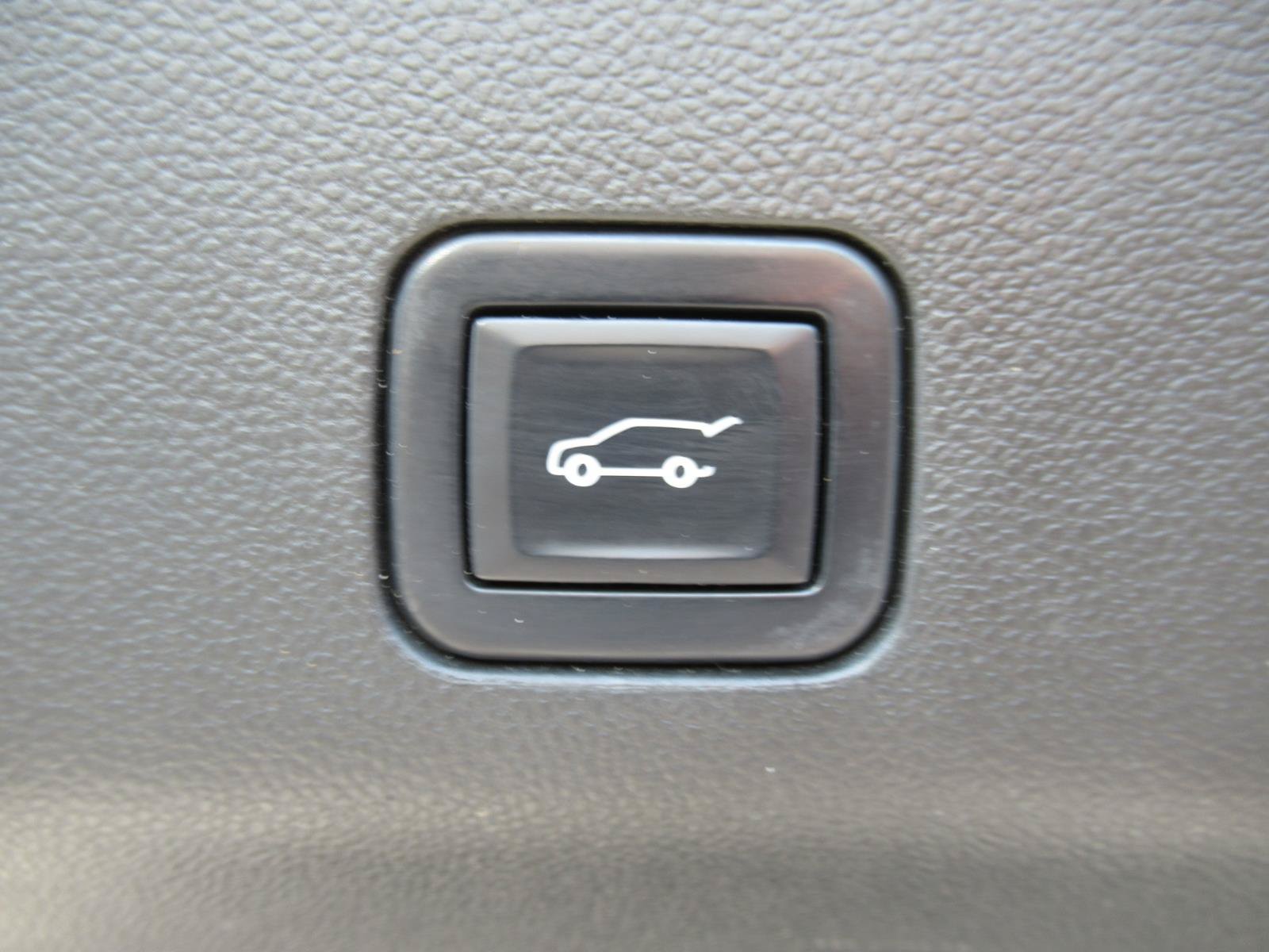 Used 2021 Chevrolet Tahoe Z71 AWD/4WD image 40