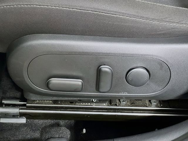 Used 2025 Hyundai Kona SEL image 11