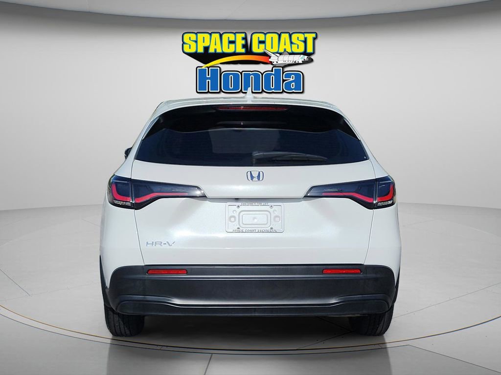 Used 2023 Honda HR-V LX image 4