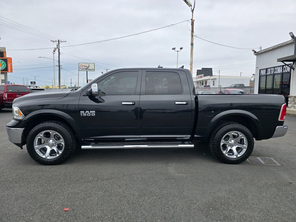 Used 2017 RAM 1500 Laramie w/ Convenience Group AWD/4WD image 9