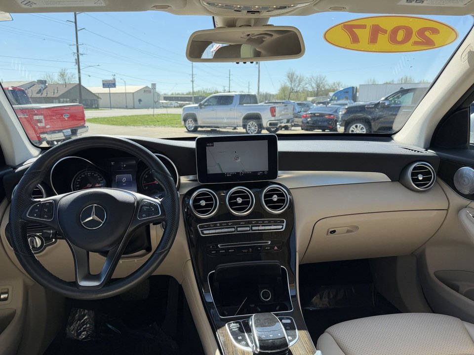 Used 2017 Mercedes-Benz GLC 300 4MATIC image 16