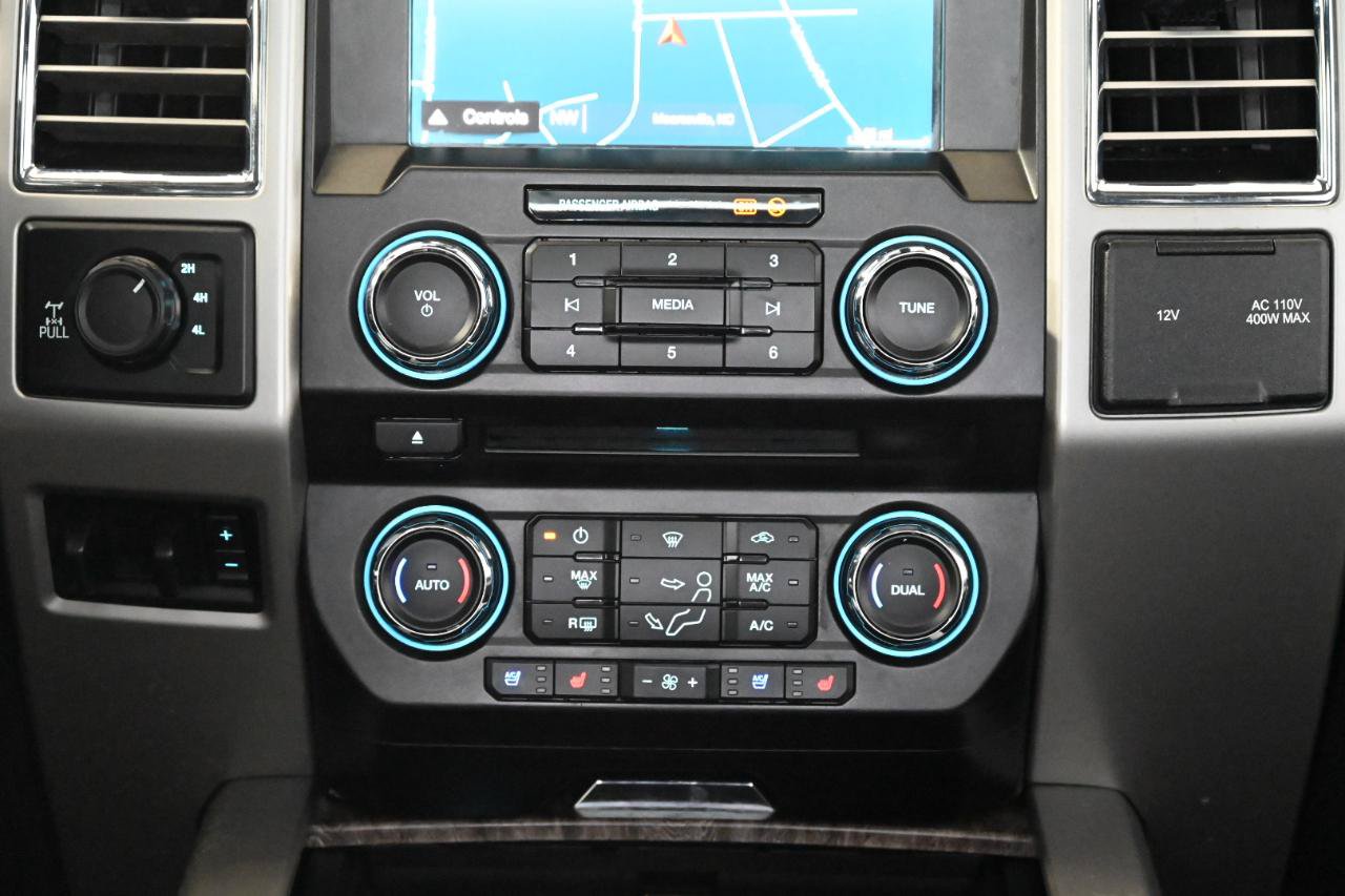 Used 2017 Ford F250 Lariat w/ Lariat Ultimate Package AWD/4WD image 37