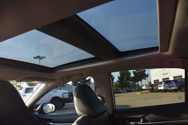 Used 2024 Toyota Camry XSE image 17