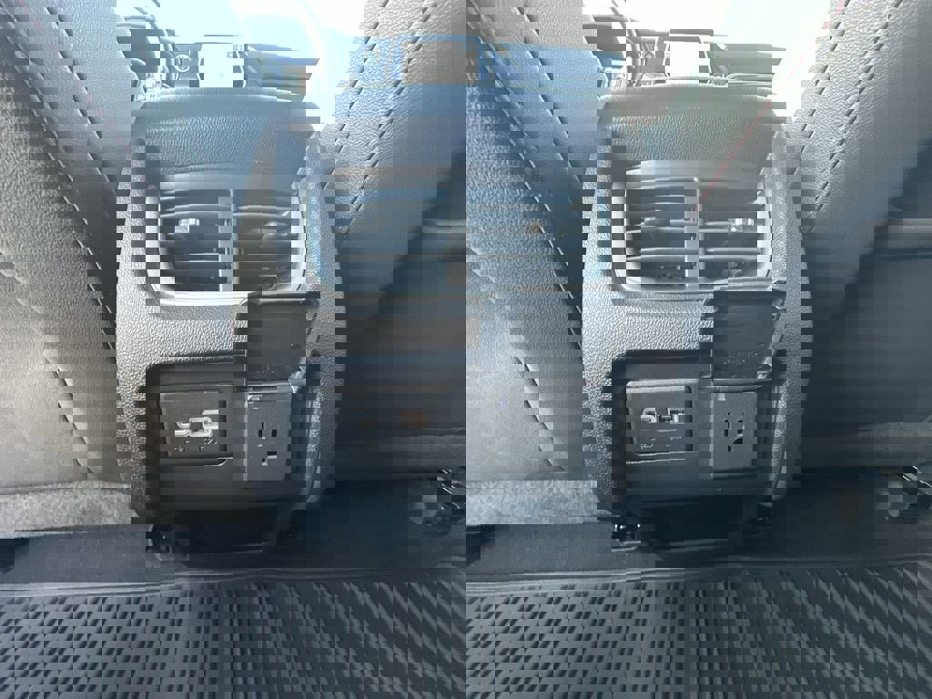 Certified 2021 Chevrolet Blazer RS w/ Enhanced Convenience Package image 23