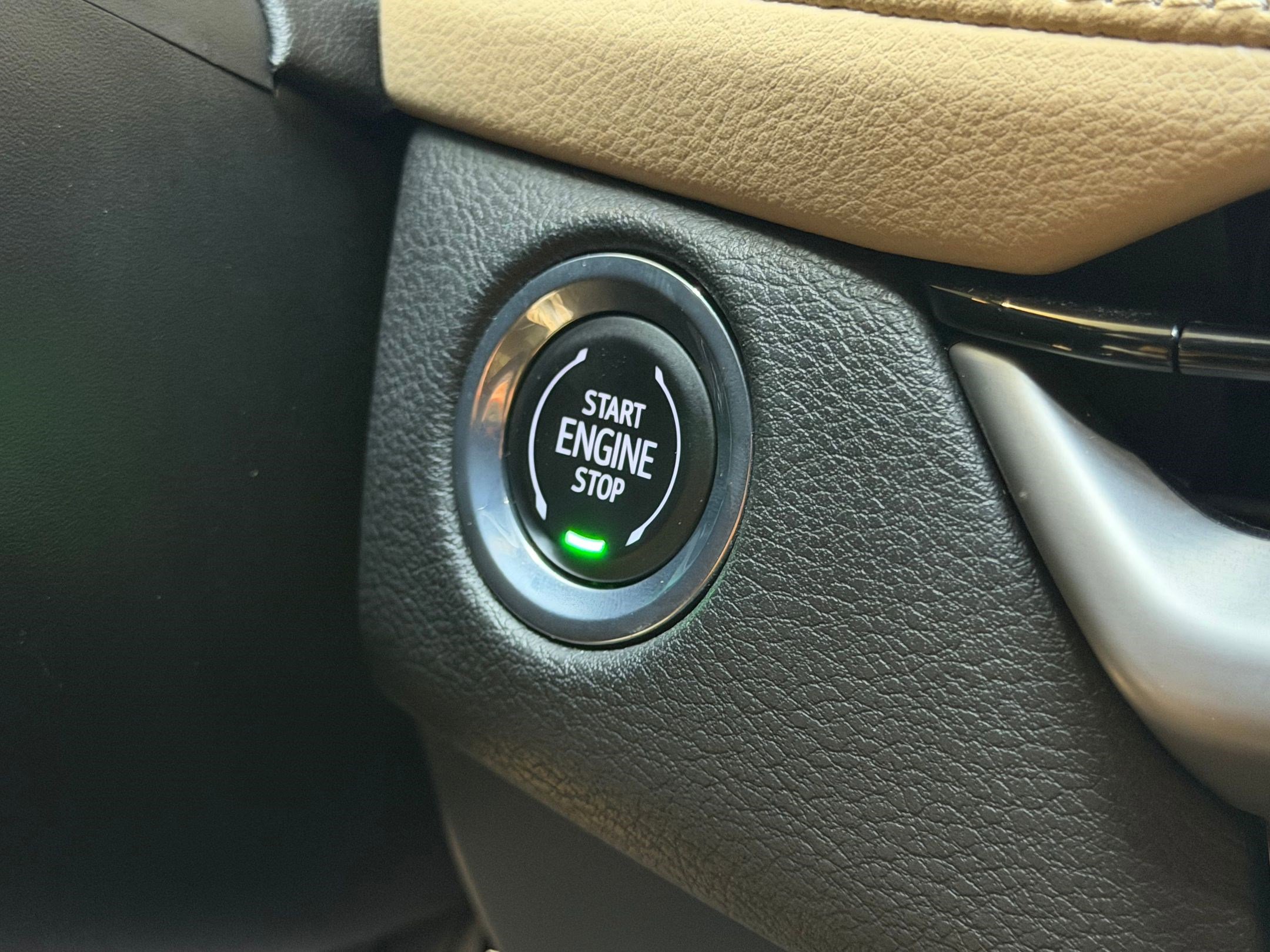 Certified 2024 Cadillac XT4 Premium Luxury image 36