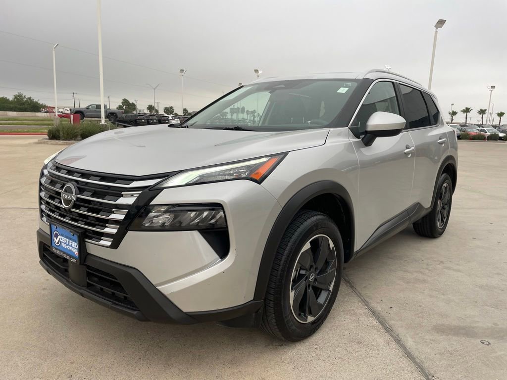 Certified 2025 Nissan Rogue SV w/ SV Premium Package FWD image 5