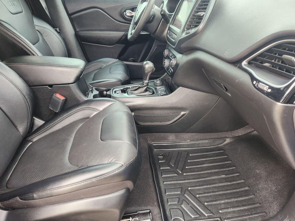 Used 2023 Jeep Cherokee Altitude Lux image 15