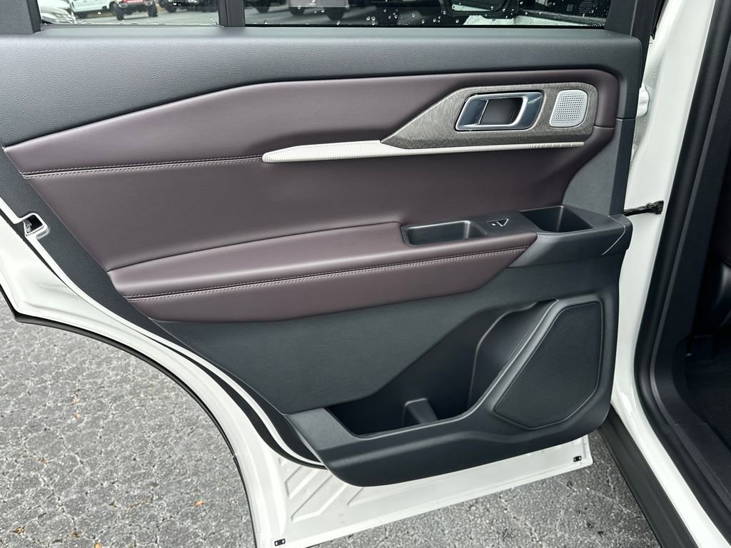 New 2026 Ford Explorer Platinum image 22