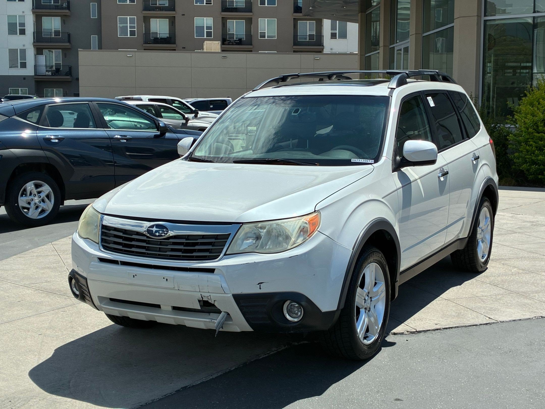 Used 2009 Subaru Forester 2.5X Limited w/ Utility Pkg AWD/4WD image 10