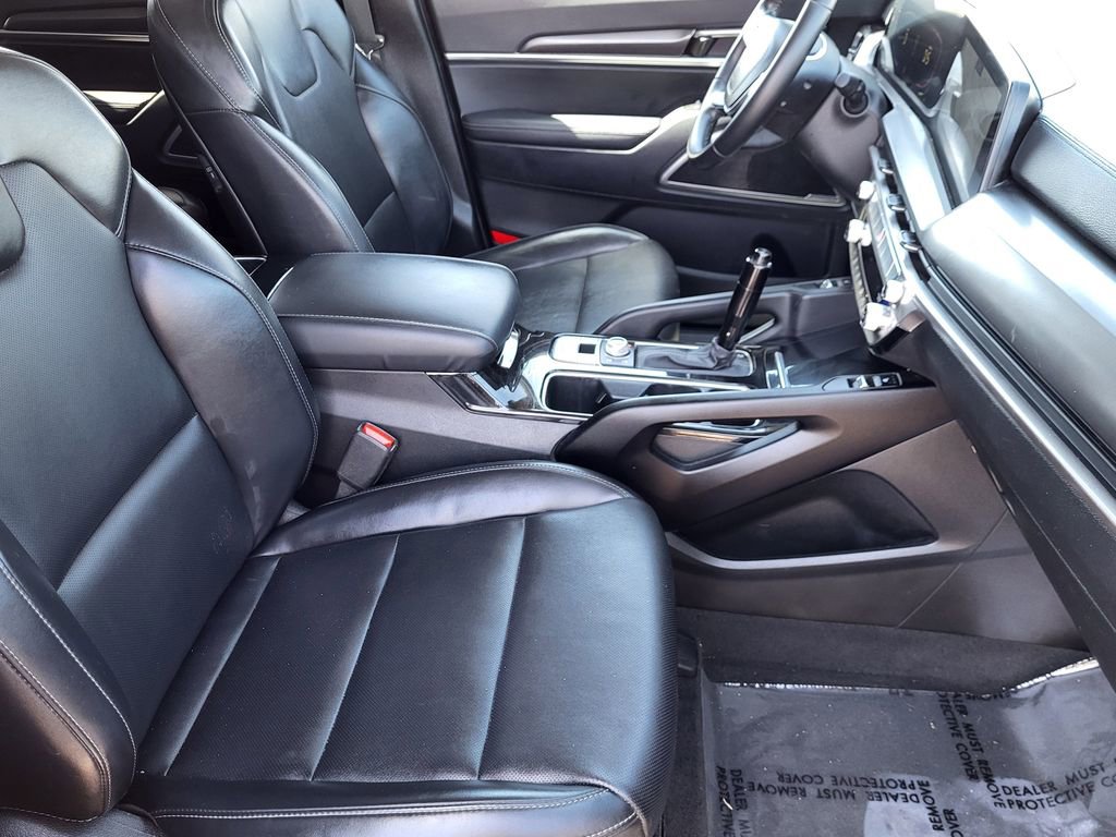 Used 2024 Kia Telluride S w/ S Sunroof Package image 5
