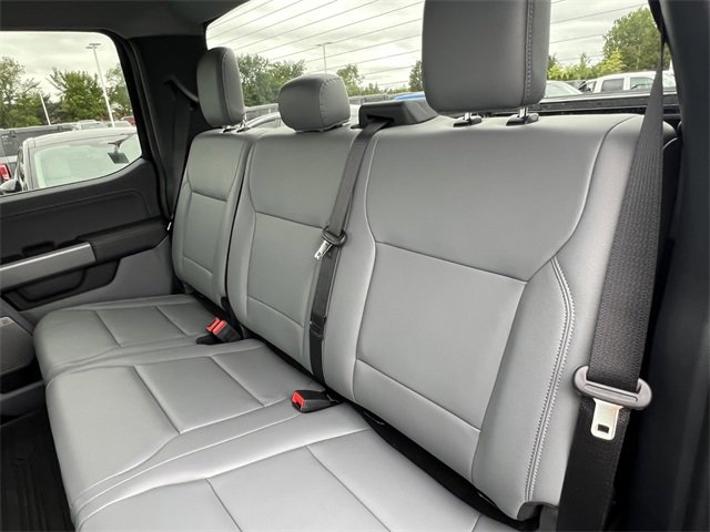 New 2025 Ford F150 Lightning Flash image 13