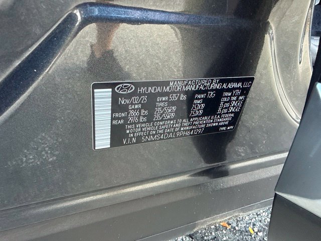 Used 2023 Hyundai Santa Fe Limited w/ Cargo Package AWD/4WD image 33