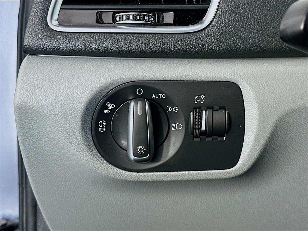 Used 2018 Audi Q3 2.0T Premium image 10