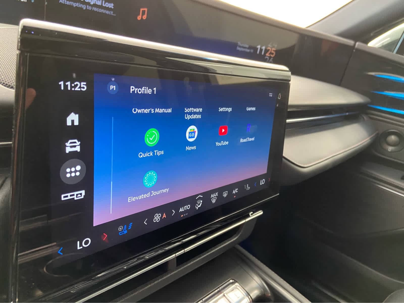 Used 2024 Lincoln Nautilus Premier w/ Equipment Group 102A image 30