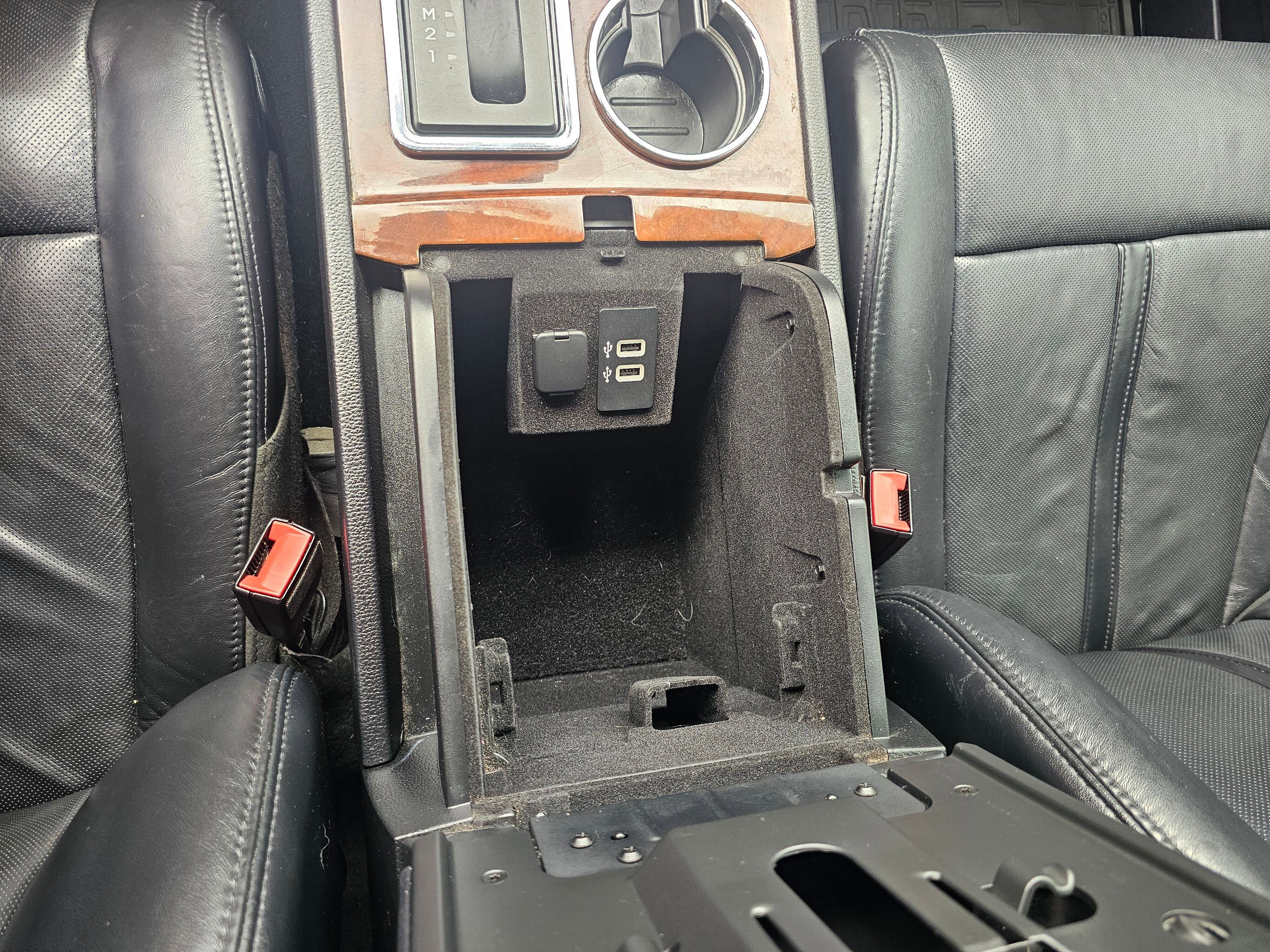 Used 2016 Lincoln Navigator Select AWD/4WD image 26